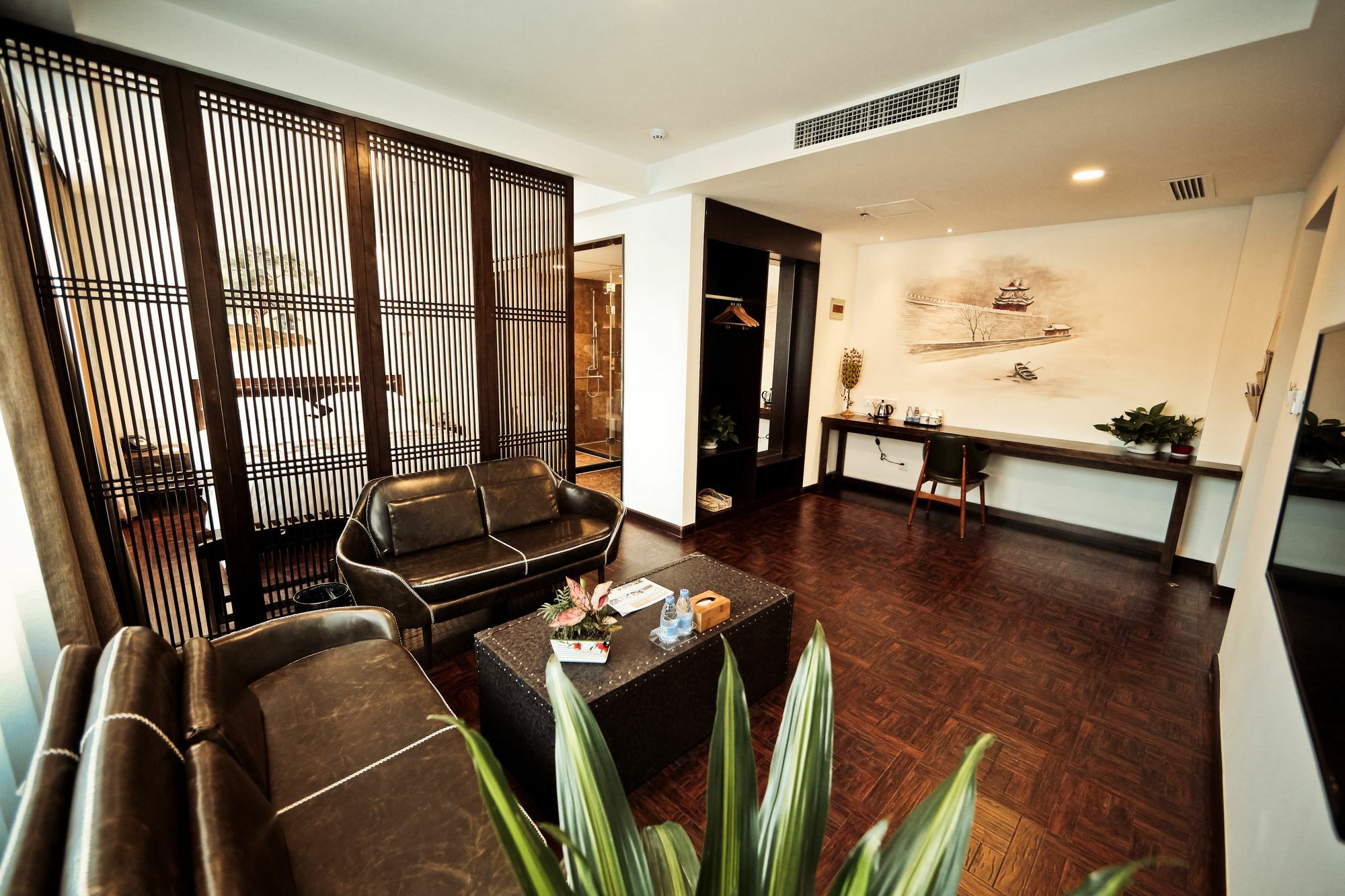 Nost Algia Hotel Near Beijing Panjiayuan Antique Market- Beijing Happy Valley, Cbd, China Zun And Sanlitun, Tian'Anmen Square, Free Ice Cream, Mineral Water, Coffee, Snacks And Laundry Service, Free Gymnastic, English Communication Well Exterior photo